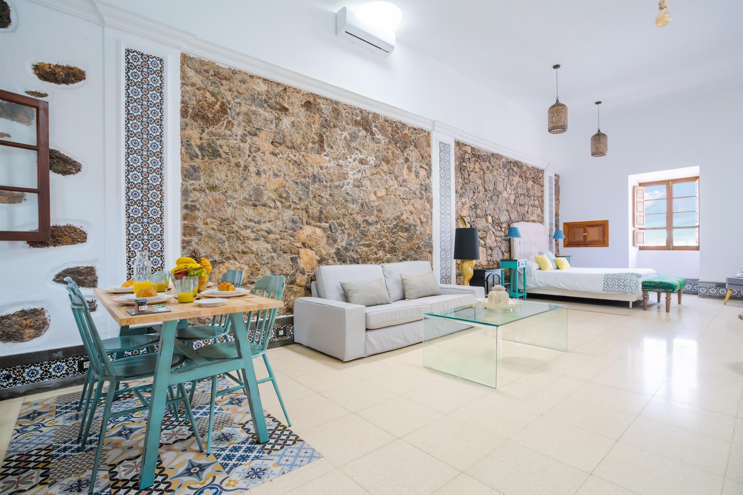 El Charco Suites Арресифе Экстерьер фото